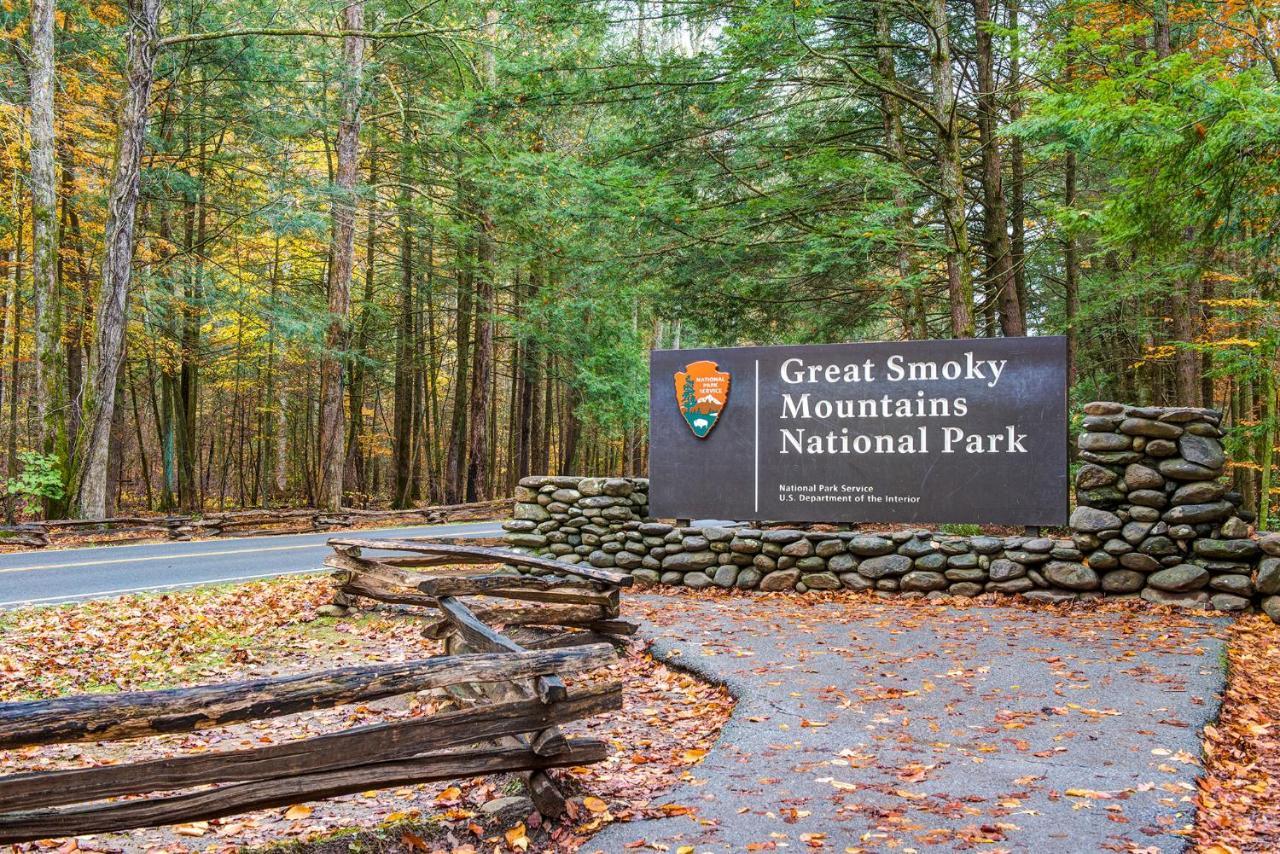 Mountain Memories Villa Gatlinburg Exterior photo